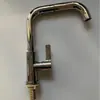 Grifo Giratorio Universal para Cocina del Hogar Grifo de Agua Fría Única + Fijador de Base Especial