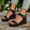 Sandálias de Salto Anabela Moda Verão 2026 Estilo Vintage Comércio Exterior Tamanho Grande Sandálias Romanas Versáteis Abertas na Ponta Sola Grossa