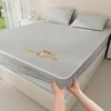 Conjunto de Três Peças de Matelassê de Seda Gelada Classe A 2026 Novo Modelo Verão Casa Ar Condicionado Mat Macio Tipo Lençol de Cama a