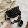 Bolso Pequeño Estilo Fragante Bolso de Moda 2022 Nuevo Cruzado Remache Casual Bolso de Hombro Tendencia Coreana Correa Ancha Bolso de Pecho Borla Bolso para Mujer
