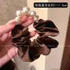 Flor para el pelo de cola de caballo con cabeza de flocking, perla, anillo para el pelo de intestino grueso, sensación de alta gama para mujer, cabeza de bola nueva 2024, accesorios para el pelo de otoño e invierno