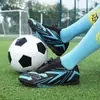 Chuteiras de Futebol Infantis para Meninos, Alunos do Ensino Fundamental, com Fecho Rotativo, Travas TF, Chuteiras de Treino de Futebol, Travas Curtas Transfronteiriças