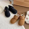 Botas de Nieve para Niños 2026 Estilo Nuevo Niños Antideslizantes Suela Suave Botas Cortas Con Terciopelo Engrosado Cálidas Botas de Algodón Niñas Pequeñas Zapatos de Algodón