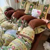 Conjunto de Cuatro Piezas de Leche Polar Grueso Cálido Otoño e Invierno ins Dibujos Animados Todo Mate Estilo Fresco Conjunto de Tres Piezas de Polar para Bebé Piel Sintética