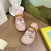 Mules florales calados hechos a mano de nuevo estilo, para uso exterior de verano de mujer, ligeros e increíblemente elegantes, zuecos antideslizantes