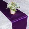 Camino de Mesa Satinado Transfronterizo en Rojo, Color Sólido con Puntada en el Borde, Lujo Ligero Estilo Vintage Rojo para Bodas con un Toque de Alta Gama, Mayoreo