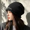Estilo Coreano Principios de Invierno Nueva Llegada Bordado de Letras Atmosférico Borde Enrollado Sombrero Holgado para Mujer Caliente de Punto Sombrero Versátil para Clima Frío