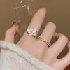 Anel de Camélia Pérola Suave Estilo Francês para Mulheres, Novo Modelo 2026, Design de Nicho de Luxo Leve, Anel Exquisito Popular para o Dedo Indicador
