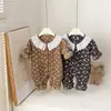 Nuevo Pelele Lindo de Vellón de Coral para Bebé Niña para Primavera y Otoño con Cuello de Encaje y Estampado de Dibujos Animados