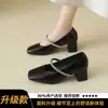 Sapatos Mary Jane de salto alto grosso com bico quadrado e strass estilo francês 2026 novos sapatos femininos de salto alto baixos