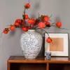 Jarrón de cerámica de Jingdezhen decoración para el hogar sala de estar almacenamiento doméstico pez dorado arreglo simple de flores secas artículo de decoración suave