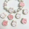 Cabeza de conejo goteando aceite diy cadena para teléfono móvil material con cuentas agujero pasante caricatura lindo rubor accesorios de joyería Año Nuevo rojo