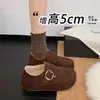 Zapatos retro de peluche cálidos Birkenstock para mujer, zapatos de algodón, nuevo estilo Otoño/Invierno 2026, totalmente cerrados, sin cordones, suela gruesa, zapatos de un solo color