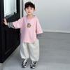 Conjunto de Camiseta Falsa de Dos Piezas para Niños Otoño 2025 Nuevo Elegante Moderno Genial Sudadera para Niño Pequeño Atuendo de Otoño