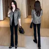 Jaqueta Curta Estampada da Moda para Mulheres 2025 Outono Nova Elegante Slim-Fit Petite Gola Reversível Versátil Casual Tendência