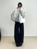 Colete de algodão com capuz estilo coreano, moda petite, estilo curto, jaqueta de design casual para outono e inverno 2026, moderno