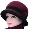 Sombrero de Lana de Ala Ancha para Mujer Otoño/Invierno Cálido con Piel de Conejo a Prueba de Frío para Exteriores para Madres y Abuelas de Mediana Edad y Mayores con Gorro de Punto de Forro Polar Adicional