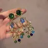 Pendientes de estilo exótico más vendidos, ganchos de oreja clásicos elegantes artísticos vintage, pendientes colgantes de borla de moda huecos versátiles