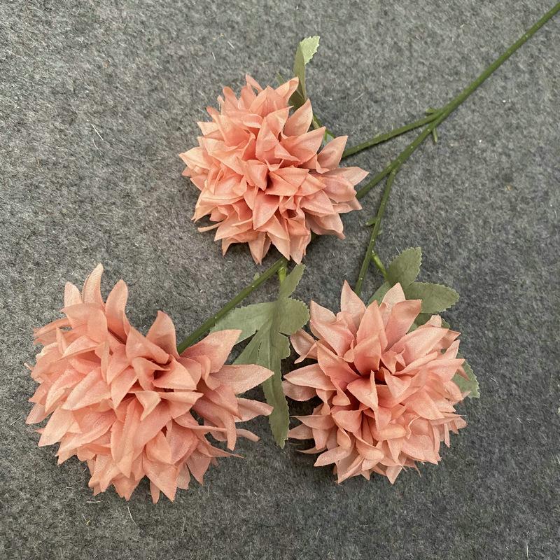 裸粉色