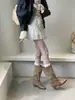 Encuentro de Primera Temporada Botines Plisados de Punta Aguda Estilo Retro de Dos Formas Botas Largas para Mujer 2026 Nuevas Versátiles Botas de Jinete de Tacón Grueso Adelgazantes