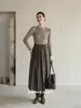 ES MODISH Nova Coleção Outono/Inverno: Suéter de Tricô Fashionável Estilo Francês com Design Falso de Duas Peças, Cor Sólida, Caimento Ajustado, para Mulheres