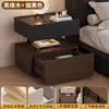 Popular Mesa de Noche Flotante Estilo Francés Madera Maciza Retro Lujo Ligero Gama Alta Dormitorio Hogar Travertino Gabinete de Noche Gabinete de Almacenamiento