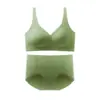 Roupa íntima tipo sutiã sem costura com decote V para mulheres, fina, sem aro, com faixa de silicone para suporte suave, conjunto com grande design sem costas
