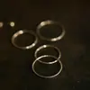Anillo Minimalista con Flor de Coche Chapado en Plata de Ley 925 con Oro de 18 Quilates, Extremadamente Fino y Brillante, Moda Estilo Japonés y Coreano, Anillo Pequeño Fresco para Apilar, Dedo de la Cola