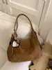 Bolso de Hombro Multifuncional de Gran Capacidad para Mujer 2025 Otoño e Invierno Nuevo Estilo Bolso de Hombro Retro Cruzado Mochila de Viaje