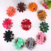 Venta al por mayor de accesorios para ropa de fabricante Flores artificiales Pasadores étnicos Hechos a mano con incrustaciones de diamantes Accesorios de flores artificiales Parches de arte financiero Pegatinas