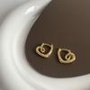 Aretes de Corazón Torcido de Diseño Nicho para Mujer Transfronterizos de Alta Gama Elegantes Simples y Versátiles Chapados en Oro Real