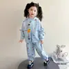 Conjunto de Primavera y Otoño para Niñas 2026 Nueva Moda Sudadera Infantil Elegante para Bebés, Ropa de Principios de Otoño, Extremadamente Estilosa