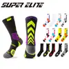 Novas meias masculinas de elite com meias de basquete longas de contraste na moda com fundo de toalha absorvente de suor respirável meias esportivas profissionais