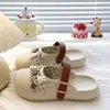 Pantuflas Birkenstock tejidas caladas, moda casual estilo ins, adecuadas para usar al aire libre en verano, suela suave, duraderas, pantuflas de puntera cerrada de EVA para mujer