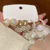 Conjunto de Dez Brincos Pingente Flor de Pérola Agulha de Prata e Diamante, Brincos Modernos e Versáteis, Brincos Retro de Luxo Leve para Mulheres