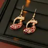Pendientes Ovalados Geométricos Incrustados con Diamantes Vintage y Collar, Cadena para Clavícula de Lujo Ligero de Nicho, Juego de Joyería Retro