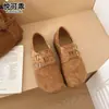 Zapatos Birkenstock de cuero genuino de suela plana de cobertura total para mujer, nuevo modelo de otoño 2026, mocasines de suela blanda, zapatos de un solo uso deslip-on de doble uso
