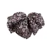 Grampo de Cabelo Elegante Floral Retrô 2026 com Toque de Luxo, Presilha de Cabelo Moderna Estilo Luxo Leve, Acessório de Cabelo Versátil para a Parte de Trás da Cabeça