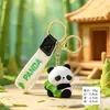 Nuevo colgante de panda de bambú, linda figura de resina, accesorio para bolso de mejor amigo estudiante, llavero de regalo pequeño