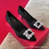 2026 Nuevo Modelo Xiuhe Zapatos de Boda de Noche Zapatos de Novia con Hebilla Cuadrada, Pedrería, Tacones Finos, Rojos Impresionantes Tacones Altos para Mujer