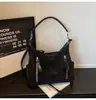 Bolsa Tote de Grande Capacidade para Mulheres 2026 Novo Estilo Moda de Luxo Bolsa de Ombro Retrô Bolsa Transversal Versátil para o Dia a Dia Tendência