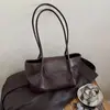 Bolsa Melanoid Feminina 2026 Novo Estilo Tendência Outono Retrô Toque de Luxo Leve Luxo de Nicho Ombro Único Bolsa de Axila para o Dia a Dia