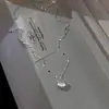 Pingente Colar Amor Escovado Feminino Luxo Leve Nicho Simples Avançado Em Forma de Coração Corrente para Clavícula Versátil Atacado