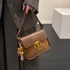 Bolsos de Alta Gama y Elegantes para Mujer 2025 Nuevas Bolsas de Axila de Moda Versátil de un Solo Hombro Cruzada Pequeña Cuadrada