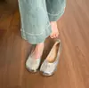 Em estoque, envia imediatamente! Sapatos de couro macio francês de bico redondo e boca rasa sapatos de pata de porco novo estilo sola macia versátil slip-on sapatos baixos