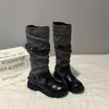 Botas femininas versáteis com saltos grossos, fivela de cinto, estilo novo, botas de trabalho plataforma, moda europeia e americana, botas de cavaleiro, patchwork, outono/inverno 2026