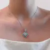 O Estilo Está Super Certo! Colar Trevo de Quatro Folhas Branco com Madrepérola e Turquesa Sintética Novo Versátil Corrente de Clavícula de Alta Qualidade Acessórios