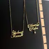 Collar Hueco de Acero Inoxidable con Doble Nombre Estilo Europeo y Americano para Mujer, Colgante de Acero de Titanio con Diamantes Blancos Diseño Personalizado DIY