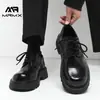 Sapatos Masculinos de Couro Preto com Bico Redondo Estilo Britânico Formal de Negócios Casuais Tendência Sapatos Masculinos Couro Aumentador de Altura Homens