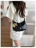 Bolso de Mano Casual Retro de Cuero con Cera de Aceite para Mujer 2026 Nuevo Estilo de Moda Versátil Bolso Cruzado Muy Popular de Nicho de Hombro Único Debajo del Brazo